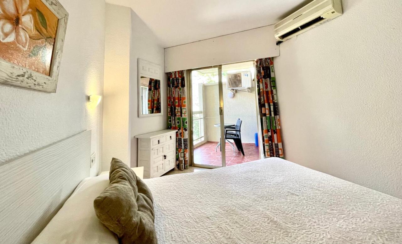 Aparthotel Chinasol Playa à Almuñécar Extérieur photo