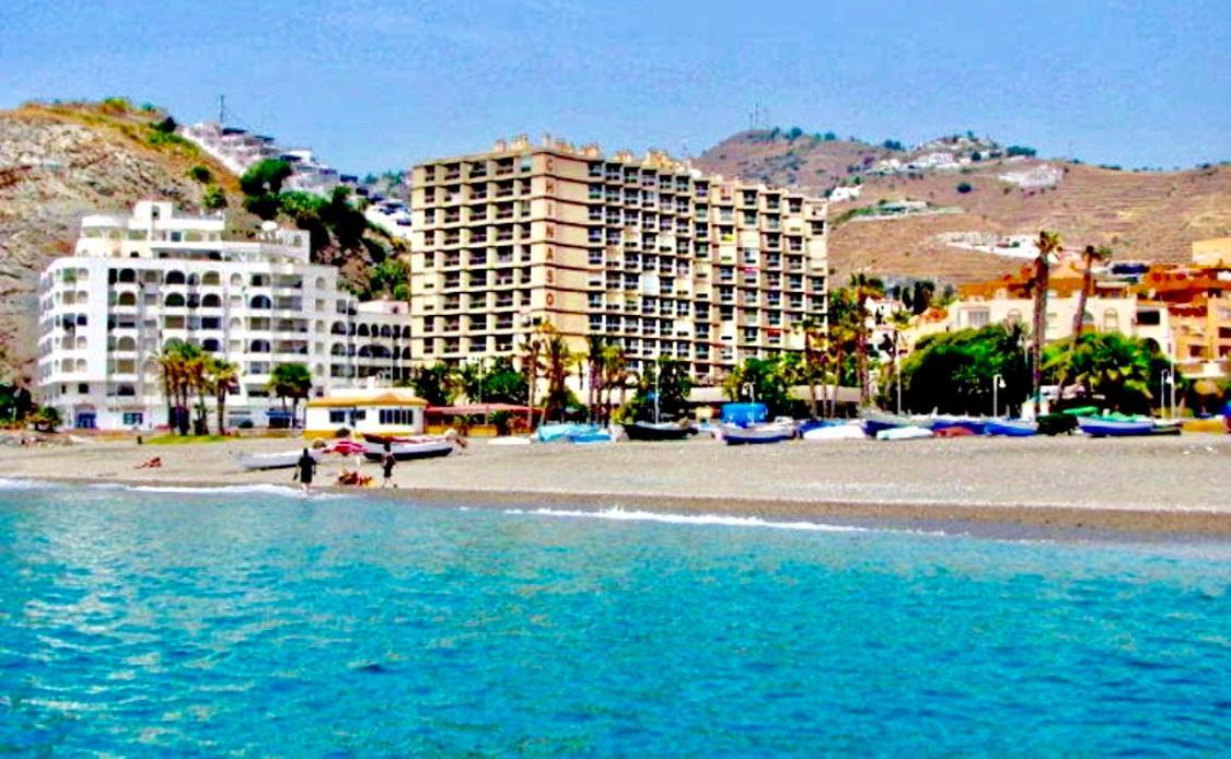 Aparthotel Chinasol Playa à Almuñécar Extérieur photo